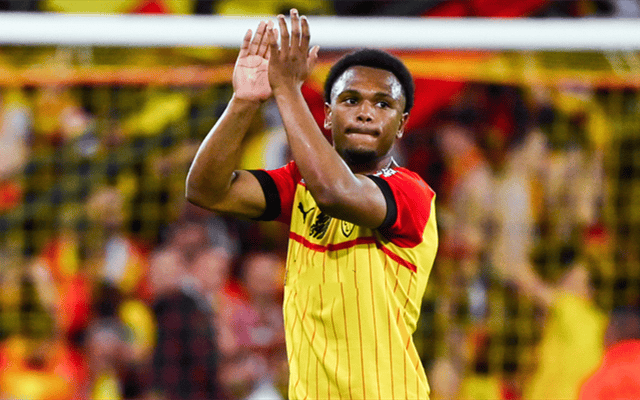 梅斯主场惜败,法国足球联赛表现依旧不尽人意 梅斯主场惜败,法国足球联赛表现依旧不尽人意